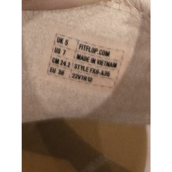 FitFlop Women's Pink Raffia Thong Sandals Size 7 with Microwobbleboard Tech - Picture 8 of 8